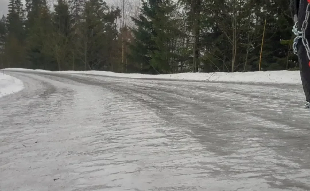 Winter tyres or chains? Why are they necessary? Are they mandatory?