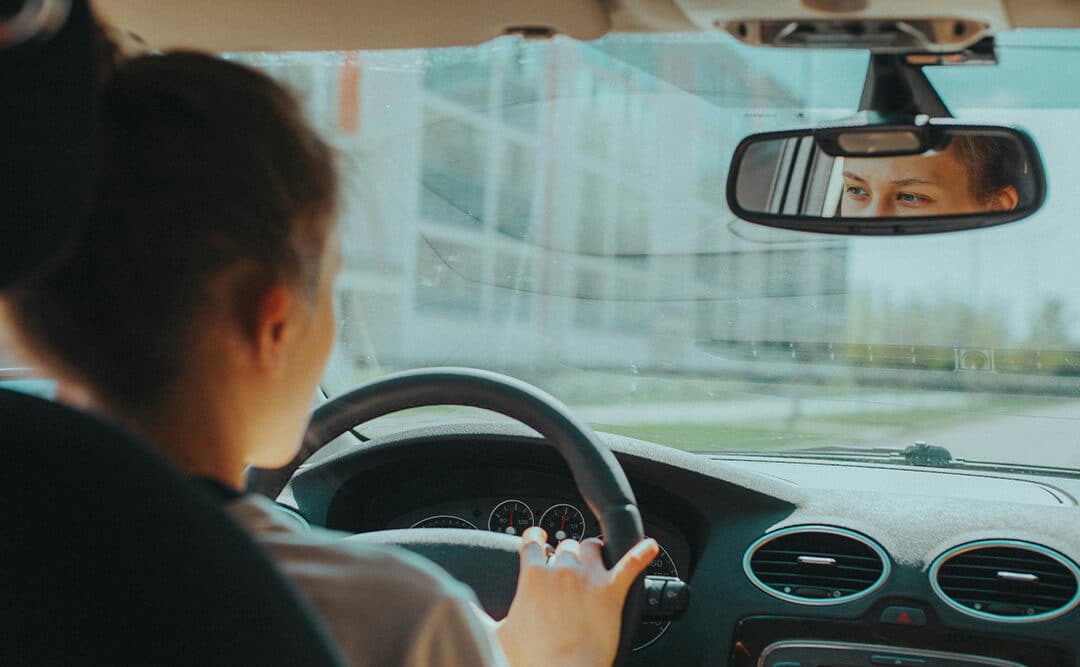 How much does car insurance cost for a new driver in Andorra? Learn what affects the price and what to check before taking out a policy.